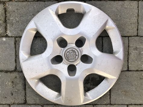 Vauxhall Vivaro Wheel Trim Its Near Enough Pristine You Ne Flickr