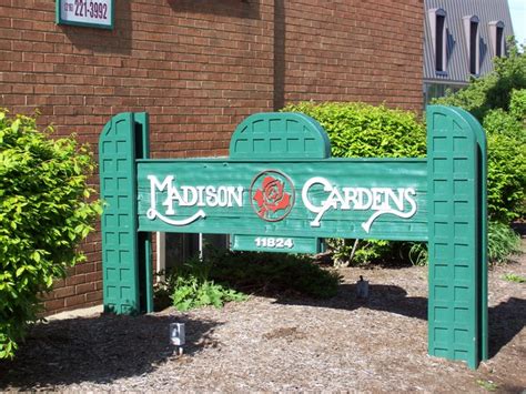 Madison Gardens Apartments - 11824 Madison Ave Lakewood OH 44107 | Apartment Finder