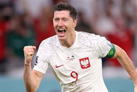 Com Gol De Lewandowski Polônia Ganha De 2 A 0 Da Arábia Saudita