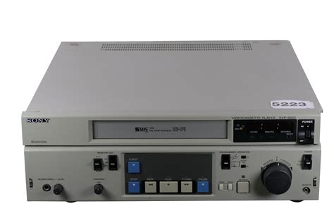 Sony Svp Svhs Pal Ntsc Hi Fi Professional Video Recorder