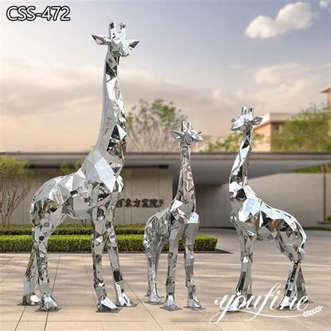 Metal Giraffe Garden Statue Fasci Garden