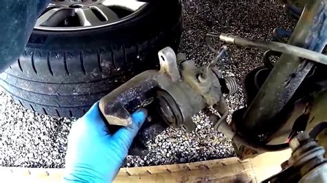 Peugeot How To Replace Rear Brake Pads Youtube