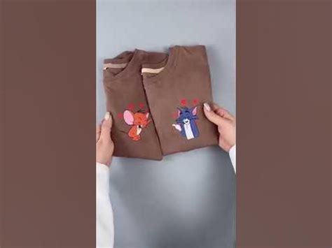 У нас можно заказать/купить парные футболки толстовки худи для двоих ...