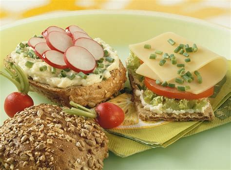 Vegetarische belegte Brötchen Rezept EAT SMARTER