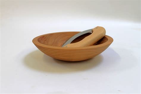 9 Inch Beech Chopping Bowl And Mezzaluna Knife Set Bees Oil Finish