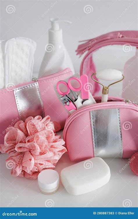 Conjunto De Productos De Higiene Personal Para Mujeres Imagen De