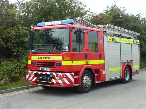 Dennis Wu54 Ejz Wiltshire Fire Brigade Taken From Outside Flickr