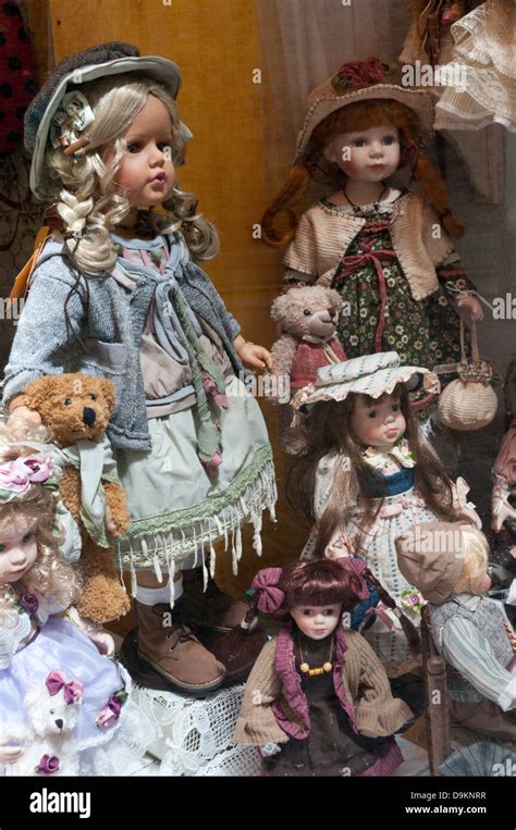 Display Window Old Vintage Dolls Hi Res Stock Photography And Images