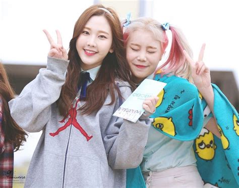 Nayun & JooE MOMOLAND [MMLD] | Kpop girls, These girls, Korean girl groups