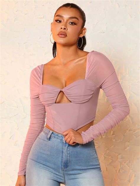 SHEIN BAE Top pecho con fruncido con abertura bajo pañuelo crop de