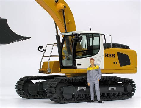 Baumaschinen Modelle Net My Collection Liebherr R 936 IV