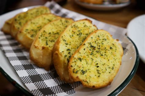 Make Garlic Bread From Scratch | Bradshaw Automotive Group