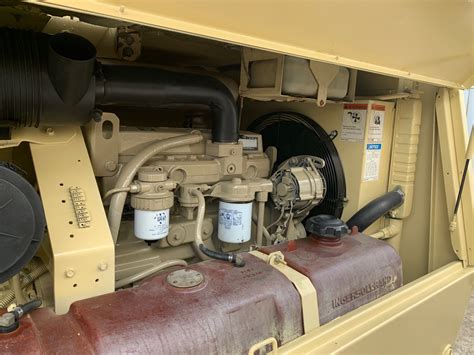 Used Ingersoll-Rand 185cfm Diesel Air Compressor 185 318052ULK221