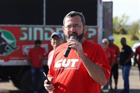 Walter Magui Em Foco Trabalhadores Da Gv Do Brasil Aprovam Plr