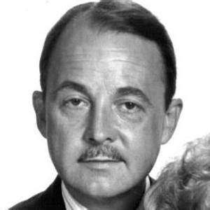 John Hillerman - Trivia, Family, Bio | Famous Birthdays