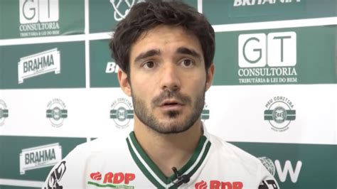 Coritiba Apresenta Atacante Argentino Ezequiel Cerutti