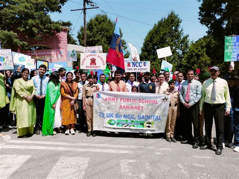 आर्मी पब्लिक स्कूल में मनाया गया पृथ्वी दिवस निकाली जागरूकता रैली