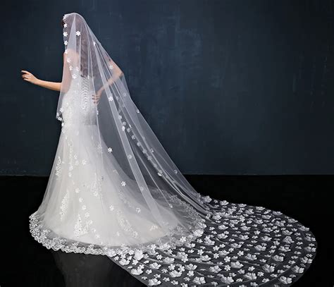 Mooie Mode Eenvoudige Goedkope Wit Ivoor Wedding Veil Satin Edge Een