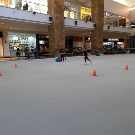 Pista De Hielo Recorcholis Mundo E Curlin En Tlalnepantla