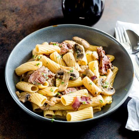 Creamy Bacon Pasta Sprinkles And Sprouts