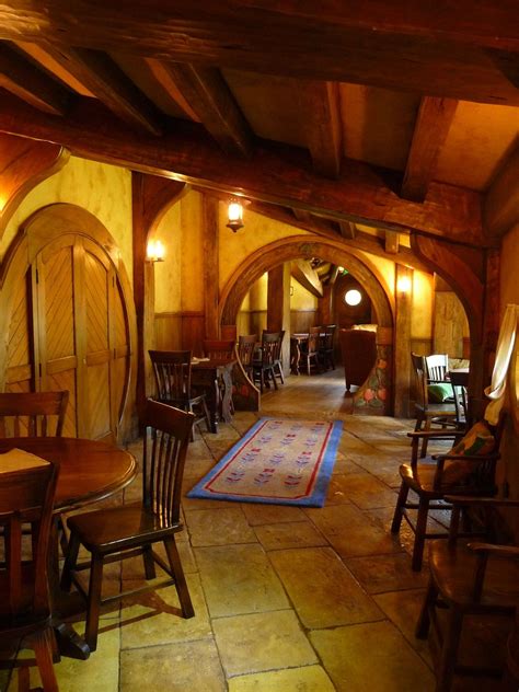 Hobbit House Pictures | The Hobbit Set Photos