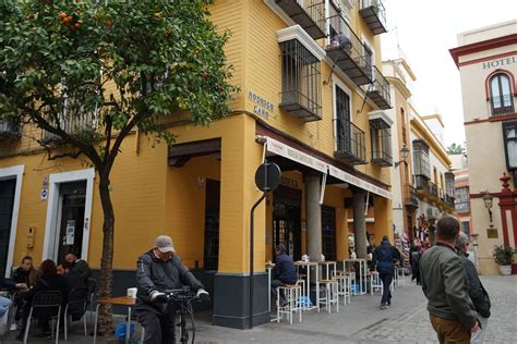 6 traditional bars in Seville. Toursevilla's choice