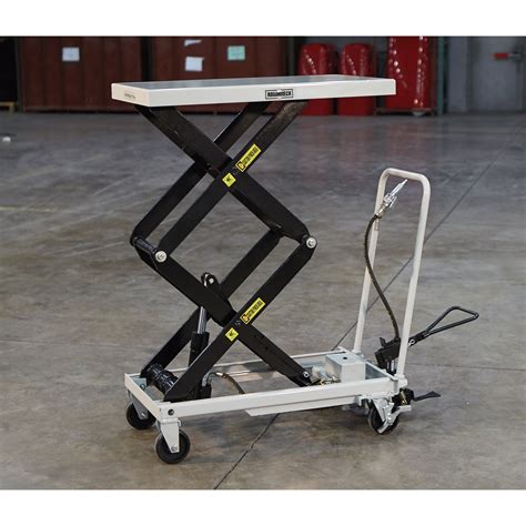 Roughneck Airhydraulic Lift Table Cart — 770 Lb Capacity Northern Tool