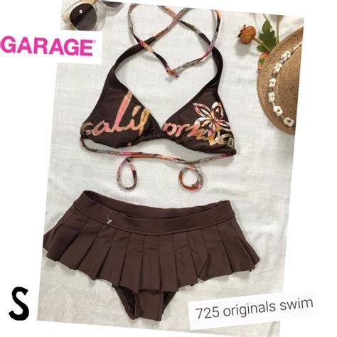 ชุดว่ายน้ำ Bikini ชุดทูพีช Two Piece ท่อนบน Garage ท่อนล่าง 725