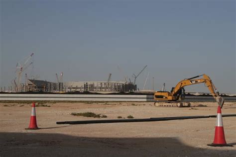 Ouvriers Morts Sur Les Chantiers Du Qatar De Nouveaux Chiffres