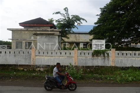 Pabrik Pengolahan Tepung Ikan Terbengkalai Antara Foto