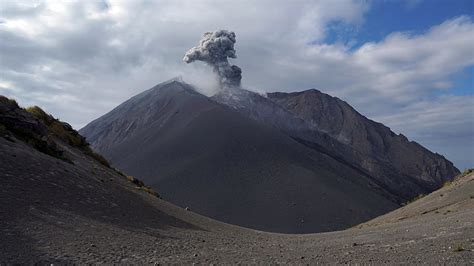 Global Volcanism Program | Sangeang Api