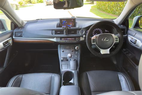 Used Lexus CT200 review - ReDriven