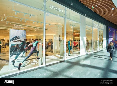 Oysho store hi-res stock photography and images - Alamy