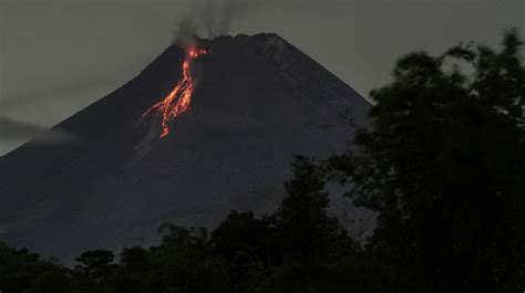 Kemunculan Kubah Lava Baru Di Gunung Merapi Bpptkg Kali Pertama Dalam