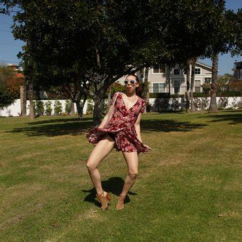 Ivah Anseline Babe Page Watch This Adult Model On FreeOnes