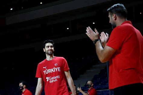 FIBA Olimpiyat Elemeleri nde Türkiye yarı finalde Yunanistan a yenildi