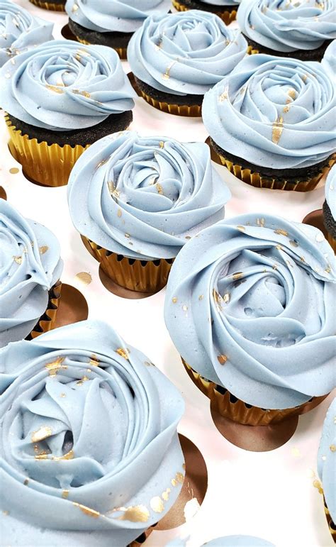 Blue with gold splatter wedding cupcakes | Cupcake cakes, Cupcake cake ...