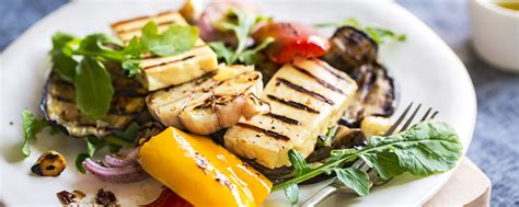 Salade de fromage halloumi et de légumes grillés Salerno