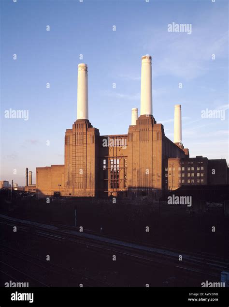 Battersea Power Station London Uk Stock Photo Alamy