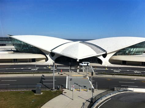 JFK’s Iconic TWA Flight Center to Become a Hotel. New York Governor