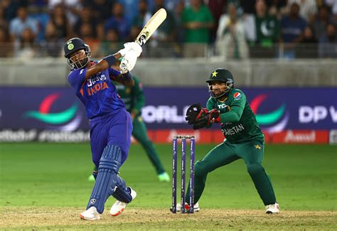 Asia Cup Indian Cricket Fraternity Elated As Hardik Pandyas