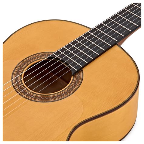 Yamaha Cg Sf Flamenco Classical Acoustic Guitar Natural Gloss At