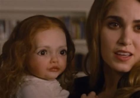 Twilight on sait enfin pourquoi bébé Renesmee était si moche