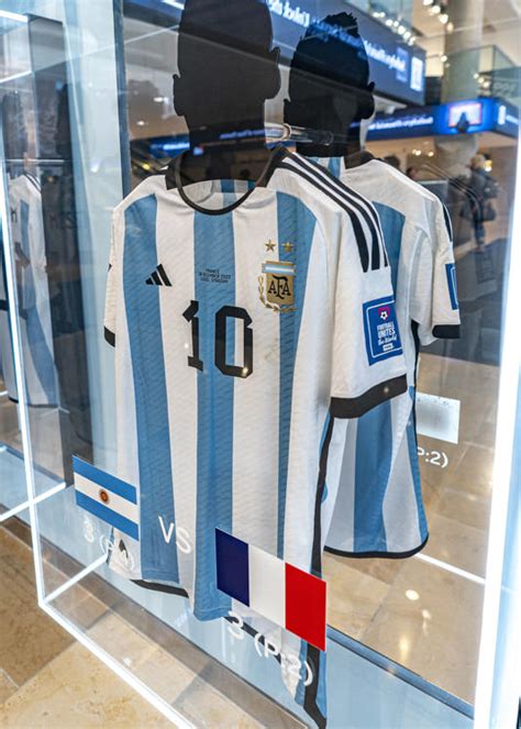 Camisetas Que Utiliz Messi En La Copa Mundial Se Subastan Por