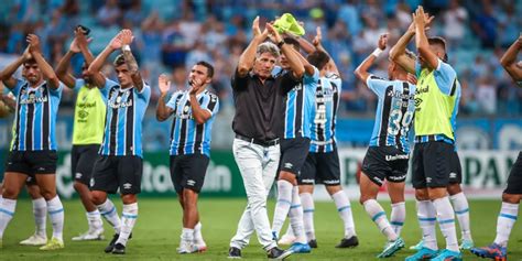 58 mi e reforço Grêmio tem viradas para superar saída de Suárez