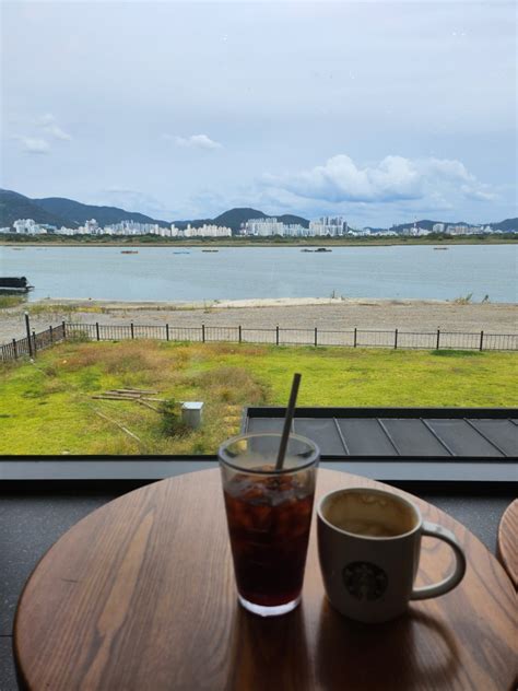 부산 낙동강 뷰 맛집 스타벅스 명지강변 Dt점 이용기 내돈내산 네이버 블로그