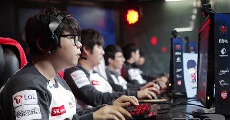 롤챔스 Sk텔레콤 S 형제팀과 동반 8강 보인다 Skt K와 A조 공동 1위