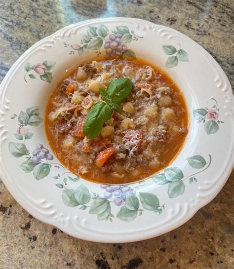 Tomato Hamburger Shell Soup — Denos Diner