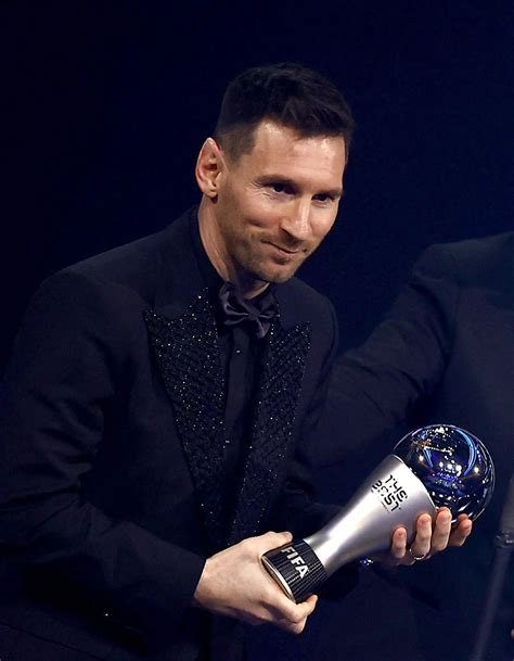 Lionel Messi Remporte Fifa The Best Découvrez Les Meilleures Photos De La Cérémonie Affairageci