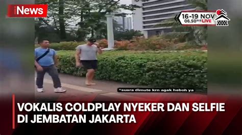 Viral Momen Chris Martin Vokalis Coldplay Nyeker Dan Selfie Di